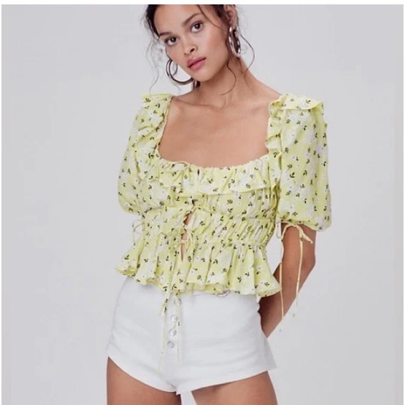 Worn once. For Love & Lemons Puff Sleeve Chrysanthemum Crop Top Yellow Women's - Picture 1 of 2